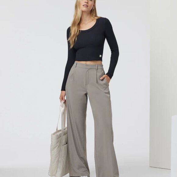 Vuori Women's Long Sleeve Pose Scoop Tee Black Sz L - Picture 6 of 12